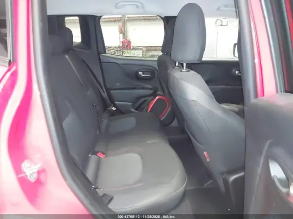 ZACCJBCT8GPD63100 2016 JEEP RENEGADE - Image 8