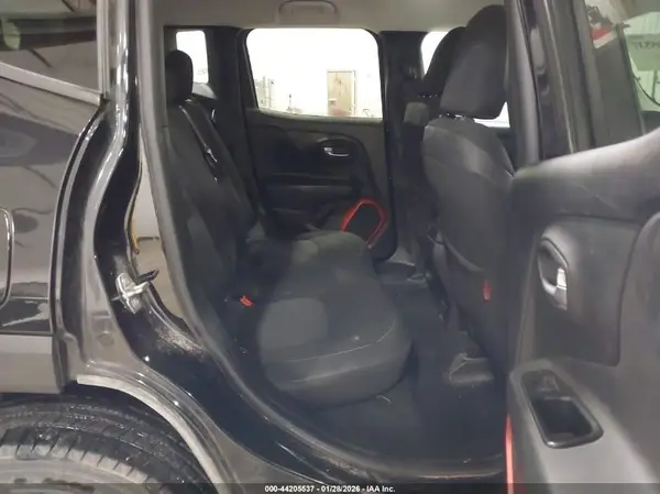 ZACCJBCT8GPD67065 2016 JEEP RENEGADE - Image 8