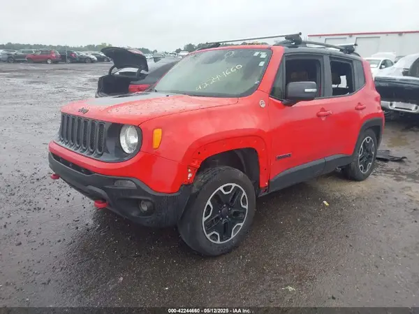 ZACCJBCT8GPD71956 2016 JEEP RENEGADE - Image 2