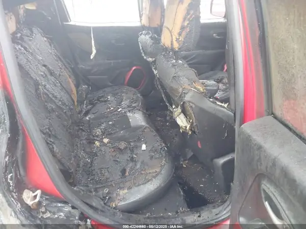ZACCJBCT8GPD71956 2016 JEEP RENEGADE - Image 8