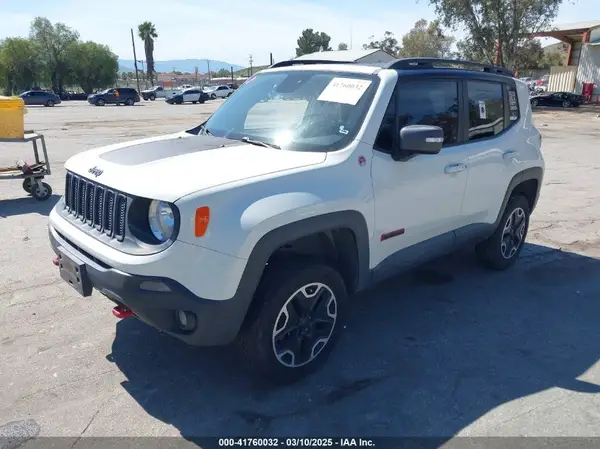 ZACCJBCT8GPD79846 2016 JEEP RENEGADE - Image 2