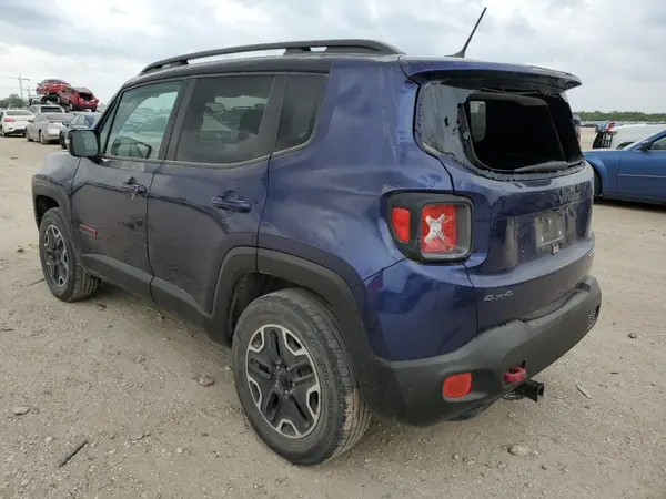 ZACCJBCT8GPD87543 2016 JEEP RENEGADE - Image 2