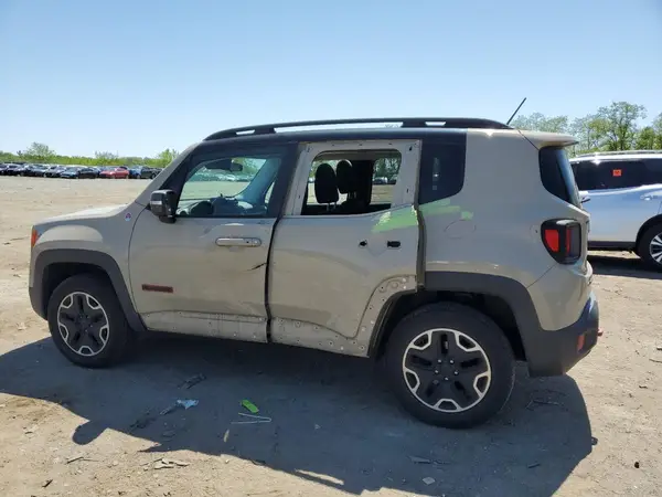 ZACCJBCT8GPE13087 2016 JEEP RENEGADE - Image 2