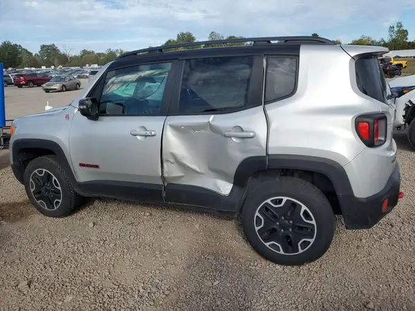 ZACCJBCT9GPC69534 2016 JEEP RENEGADE - Image 2