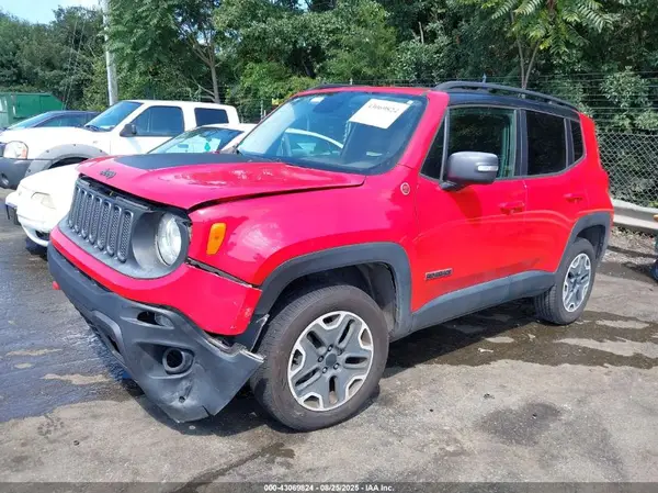 ZACCJBCT9GPC76645 2016 JEEP RENEGADE - Image 2
