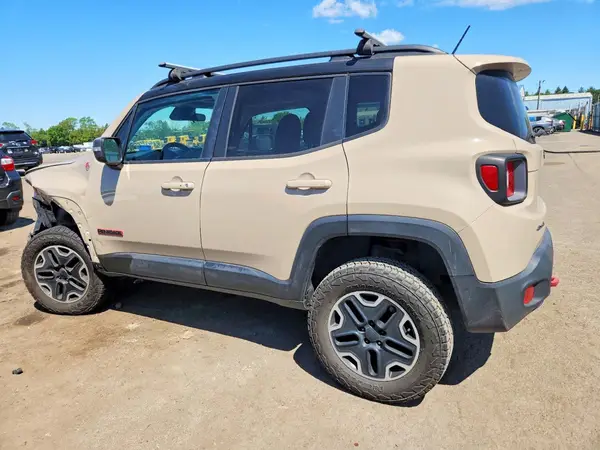 ZACCJBCT9GPC80792 2016 JEEP RENEGADE - Image 2