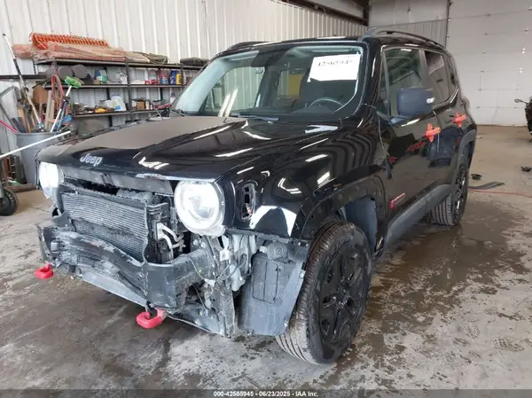 ZACCJBCT9GPC83188 2016 JEEP RENEGADE - Image 2