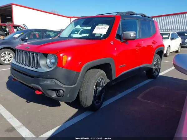 ZACCJBCT9GPD23608 2016 JEEP RENEGADE - Image 2
