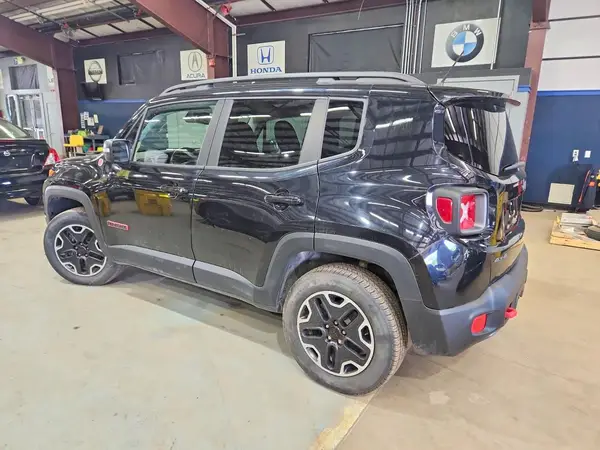 ZACCJBCT9GPD28999 2016 JEEP RENEGADE - Image 2
