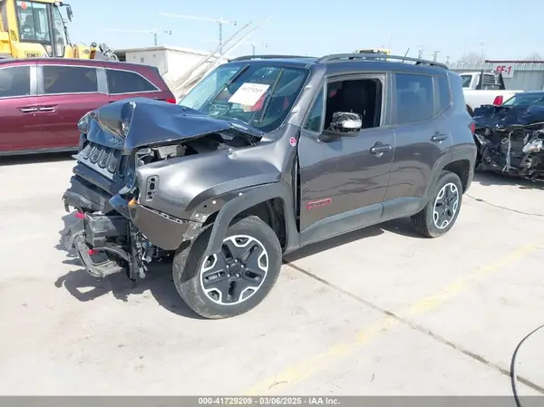 ZACCJBCT9GPD44524 2016 JEEP RENEGADE - Image 2
