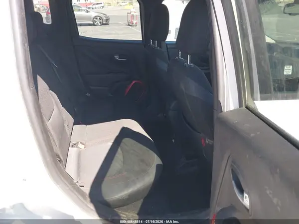 ZACCJBCT9GPD53272 2016 JEEP RENEGADE - Image 8