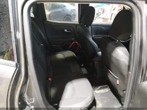 ZACCJBCT9GPD55264 2016 JEEP RENEGADE - Image 8