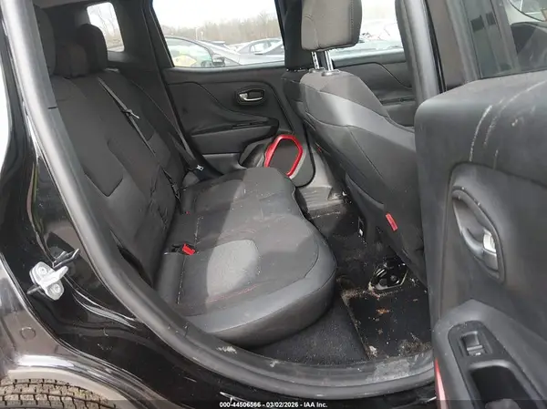 ZACCJBCT9GPD57953 2016 JEEP RENEGADE - Image 8