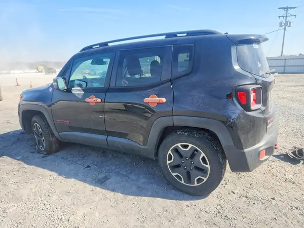 ZACCJBCT9GPD68743 2016 JEEP RENEGADE - Image 2