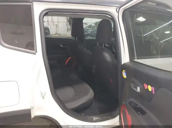 ZACCJBCT9GPD87034 2016 JEEP RENEGADE - Image 8