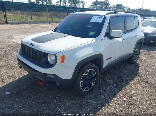 ZACCJBCT9GPD89902 2016 JEEP RENEGADE - Image 2