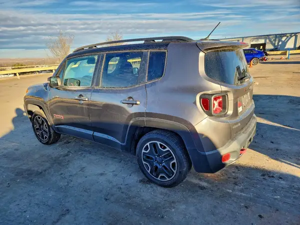 ZACCJBCT9GPD92119 2016 JEEP RENEGADE - Image 2
