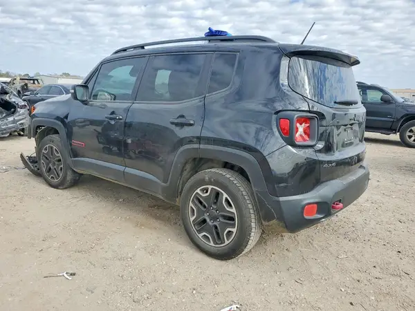 ZACCJBCT9GPE04916 2016 JEEP RENEGADE - Image 2