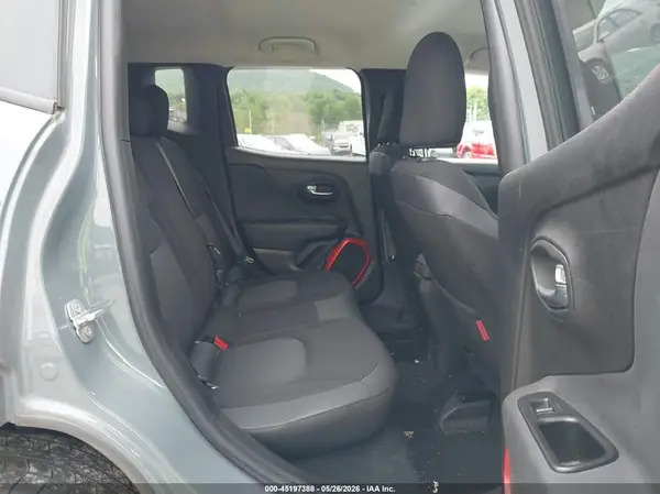 ZACCJBCTXGPC61023 2016 JEEP RENEGADE - Image 8