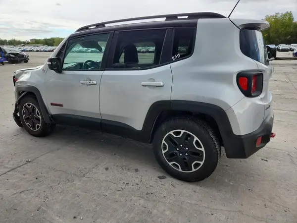 ZACCJBCTXGPC65783 2016 JEEP RENEGADE - Image 2