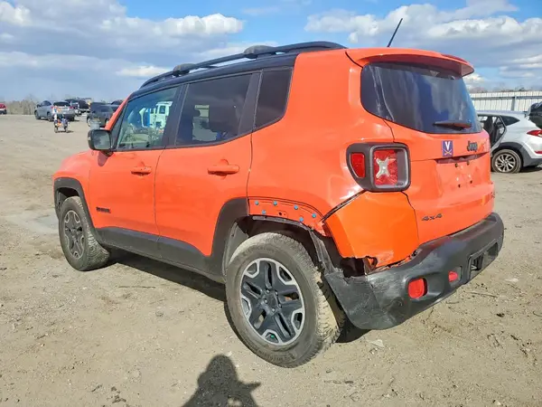 ZACCJBCTXGPC81403 2016 JEEP RENEGADE - Image 2