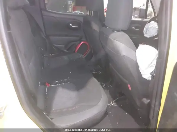 ZACCJBCTXGPD38327 2016 JEEP RENEGADE - Image 8