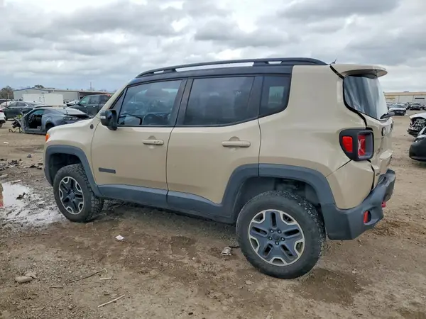 ZACCJBCTXGPD47576 2016 JEEP RENEGADE - Image 2