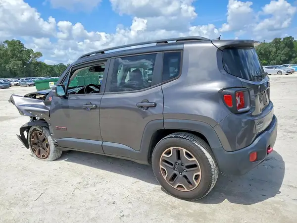 ZACCJBCTXGPD49117 2016 JEEP RENEGADE - Image 2
