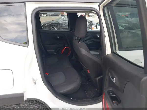 ZACCJBCTXGPD54401 2016 JEEP RENEGADE - Image 8