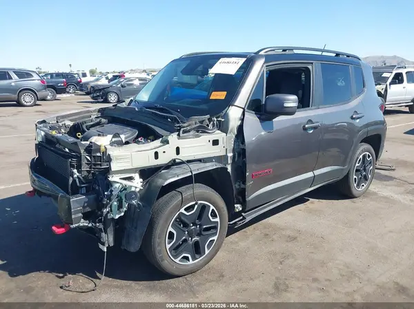 ZACCJBCTXGPD65172 2016 JEEP RENEGADE - Image 2