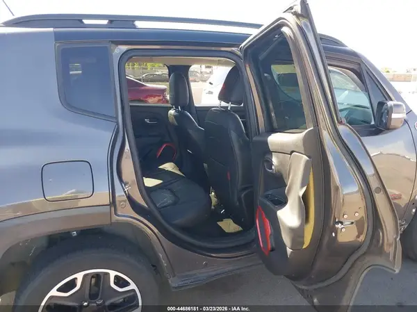 ZACCJBCTXGPD65172 2016 JEEP RENEGADE - Image 8