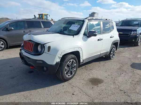 ZACCJBCTXGPD98141 2016 JEEP RENEGADE - Image 2