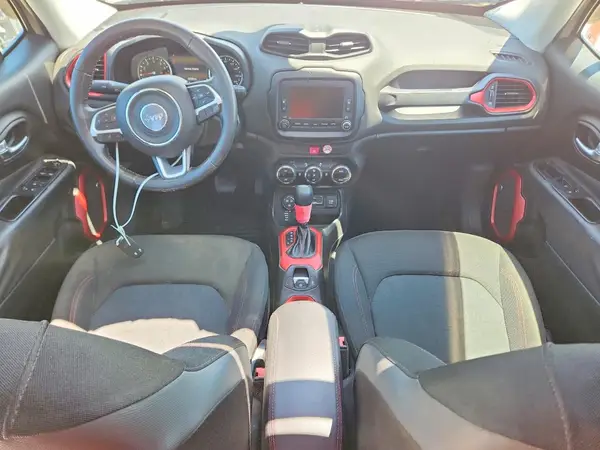 ZACCJBCTXGPE14273 2016 JEEP RENEGADE - Image 8