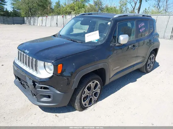 ZACCJBDB0HPF72824 2017 JEEP RENEGADE - Image 2
