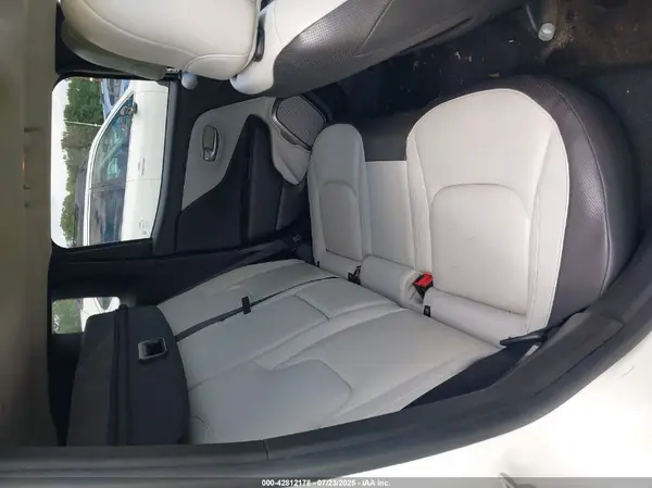 ZACCJBDB0JPH09220 2018 JEEP RENEGADE - Image 8