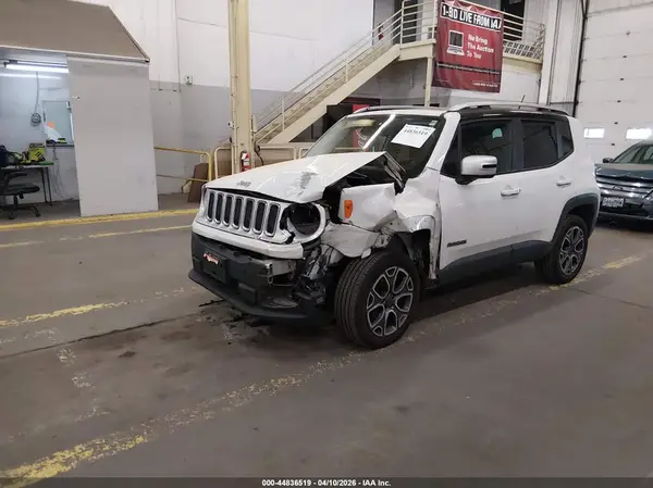 ZACCJBDB1HPE69363 2017 JEEP RENEGADE - Image 2