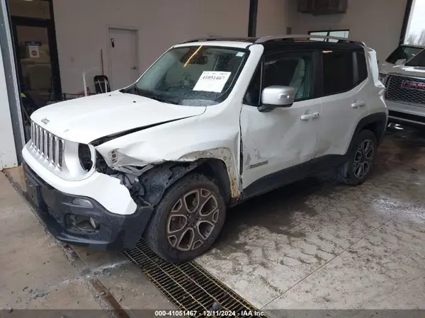 ZACCJBDB2HPF31868 2017 JEEP RENEGADE - Image 2