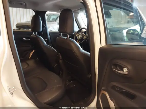 ZACCJBDB3HPF54933 2017 JEEP RENEGADE - Image 8