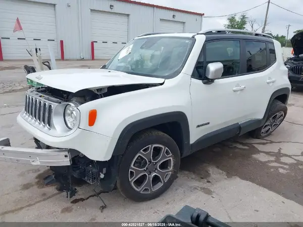 ZACCJBDB3HPG60590 2017 JEEP RENEGADE - Image 2
