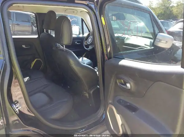ZACCJBDB4HPE97335 2017 JEEP RENEGADE - Image 8