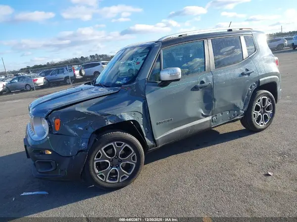 ZACCJBDB4HPG00639 2017 JEEP RENEGADE - Image 2