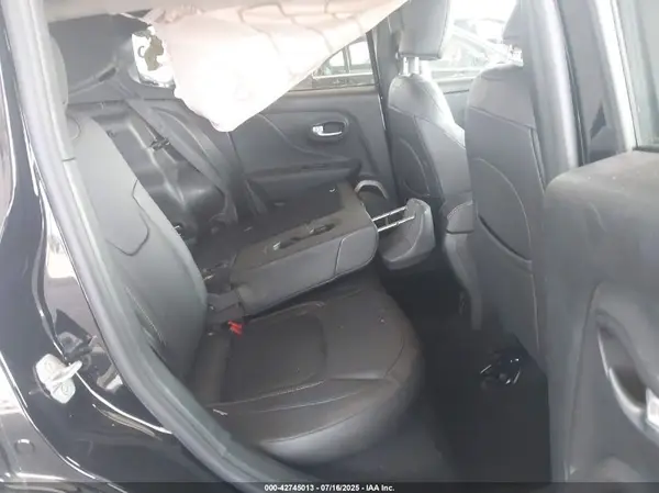 ZACCJBDB4HPG15674 2017 JEEP RENEGADE - Image 8