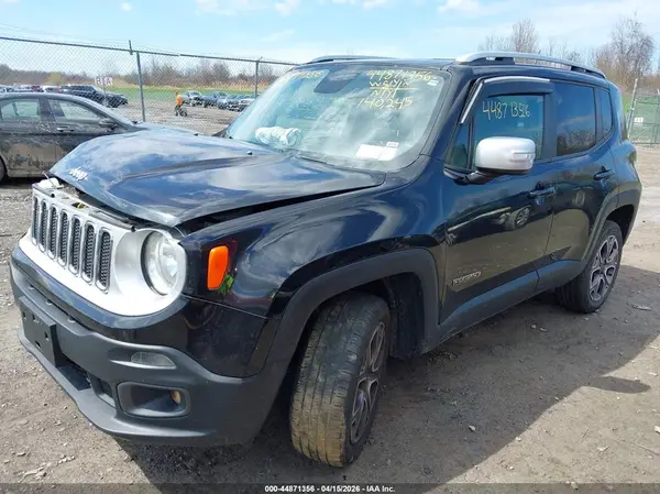 ZACCJBDB5HPE54946 2017 JEEP RENEGADE - Image 2