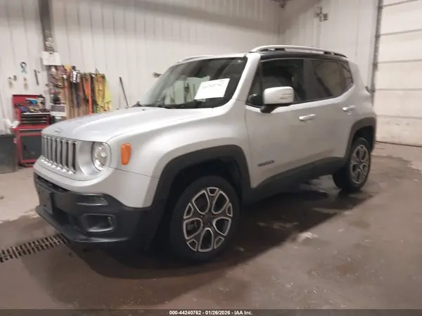ZACCJBDB5HPE88126 2017 JEEP RENEGADE - Image 2