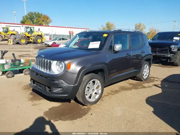 ZACCJBDB5JPJ10018 2018 JEEP RENEGADE - Image 2