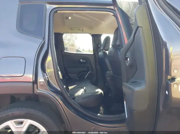 ZACCJBDB5JPJ10018 2018 JEEP RENEGADE - Image 8