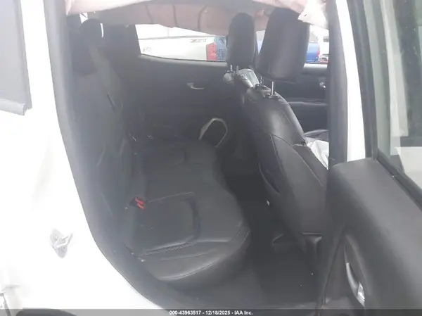 ZACCJBDB6HPF76876 2017 JEEP RENEGADE - Image 8