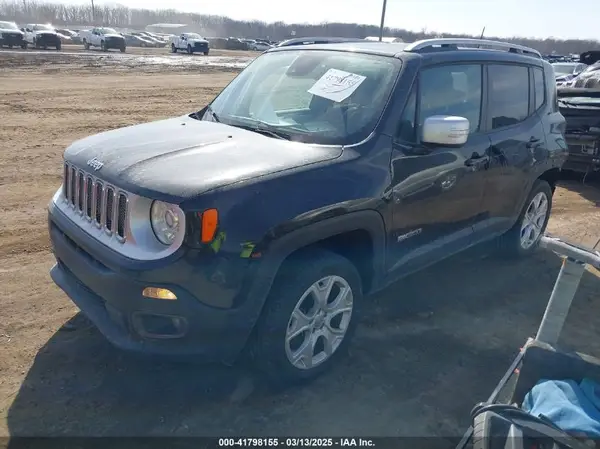 ZACCJBDB8JPH11684 2018 JEEP RENEGADE - Image 2