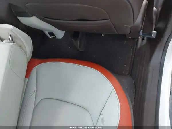 ZACCJBDB9HPF13318 2017 JEEP RENEGADE - Image 8