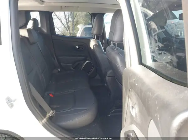 ZACCJBDB9JPH11094 2018 JEEP RENEGADE - Image 8
